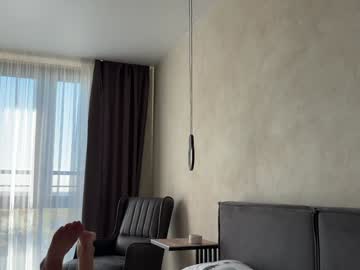 girl
        girl_next_door19 cam image #5287917
