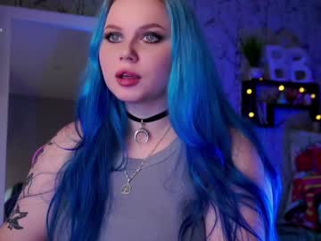 girl
        moon_valkyriie cam image #6089602