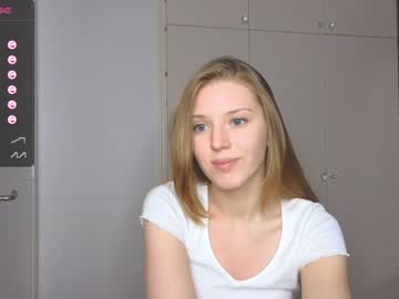 girl
        hichatur cam image #2801829
