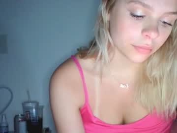 girl
        cindyloulou1 cam image #1190222