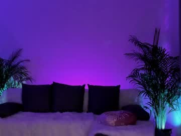 girl
        jessiccaburns cam image #3215804