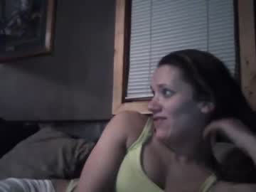 couple
        betchuwishuhadthis69 cam image #1337025