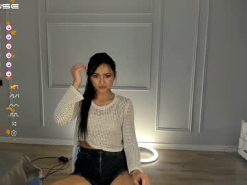 girl
        sweetfox_365 cam image #1997158