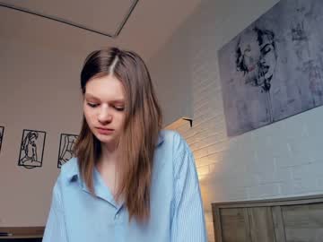 girl
        katy_best_ cam image #3765468