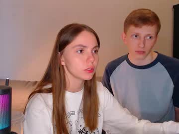 couple
        julsweet cam image #4558538