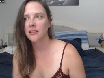 girl
        bluexstacey cam image #6286673