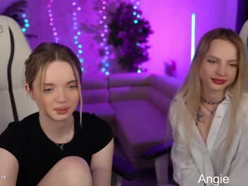 couple
        kira0541 cam image #4098122