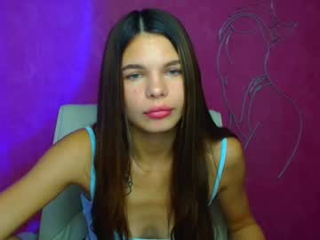 girl
        stasy_milk cam image #5238040