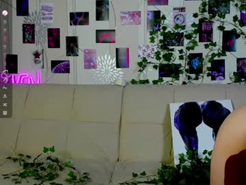 girl
        lil_raysss cam image #6084699