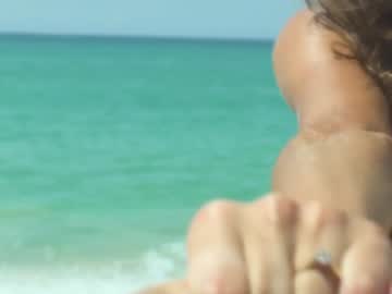 girl
        lettymoa cam image #5645594
