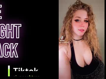 girl
        aj_peachtree cam image #5120534