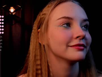 girl
        lolliis cam image #3242880