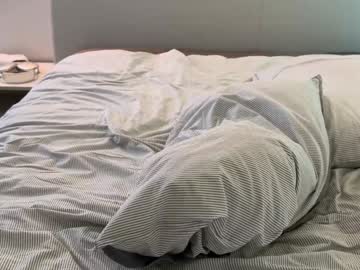 girl
        girl_next_door19 cam image #4755302