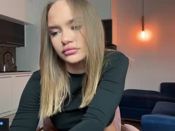 girl
        viktoria_www cam image #5275019