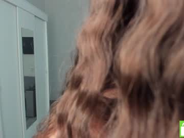 girl
        reilbell cam image #1461754