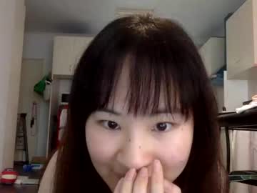 girl
        cuteasianella cam image #2944212