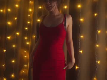 girl
        helenmoors cam image #1621288