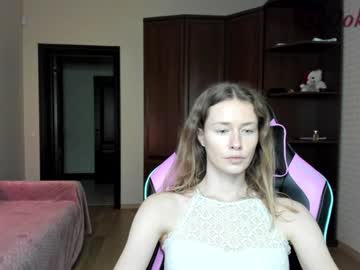 girl
        oksanafedorova cam image #4457462