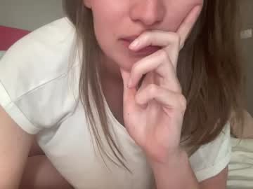 girl
        kinkyliciously cam image #4239730