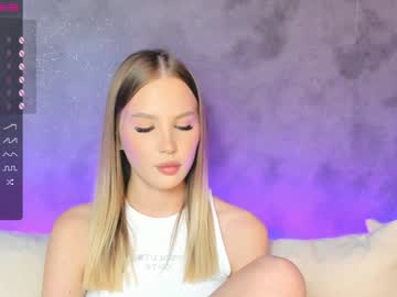 girl
        _sophie_kitten_ cam image #5616767