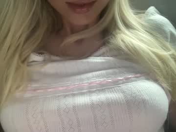 girl
        blondegirlbaby cam image #3899032