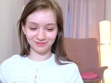 girl
        bless_sheila cam image #1505013