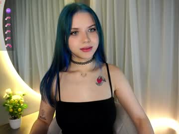 girl
        merciabawden cam image #5907715