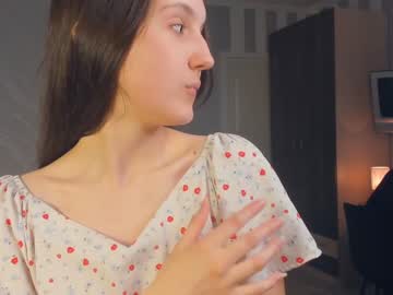 girl
        oliviahatchet cam image #3980626