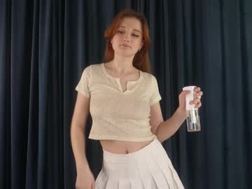 girl
        eastercrosier cam image #6620099