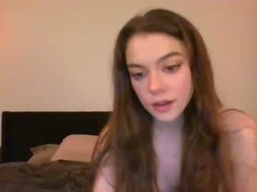 girl
        rosegold18 cam image #545286