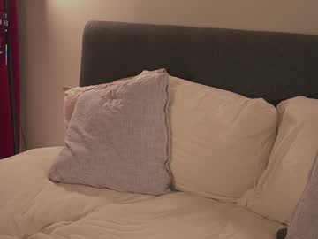girl
        blondehottiek cam image #6150043
