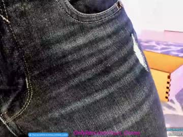 girl
        asiri_ocean cam image #5982330