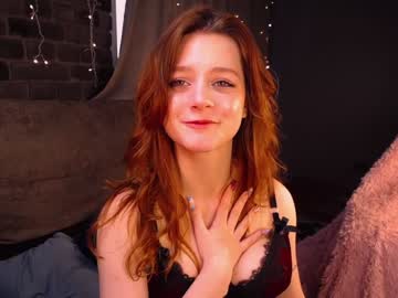 girl
        lorienn cam image #1658936