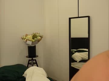 girl
        miarouxie cam image #6885072