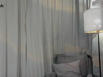 girl
        _austra1ia cam image #1323839
