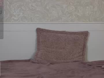 girl
        bibi_star cam image #7063082