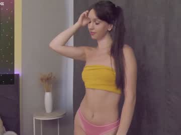 girl
        victoriathomsons cam image #4675279