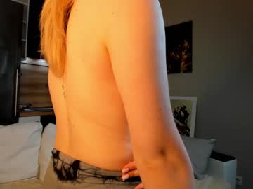 girl
        shelbynorton cam image #2740393