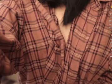 girl
        hinatabroks cam image #4322630