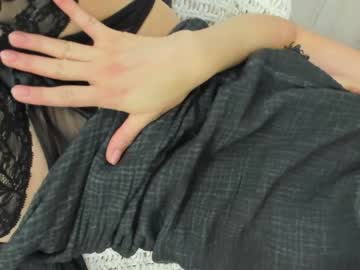 girl
        linapearl cam image #2780762