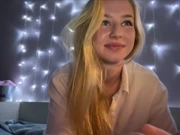 girl
        deardaria cam image #1340213