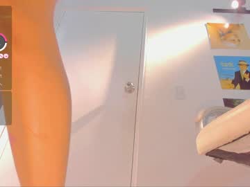 girl
        little_effy18 cam image #2849728