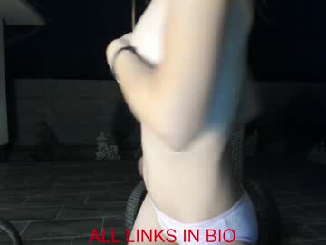 girl
        zt0_ cam image #4895919