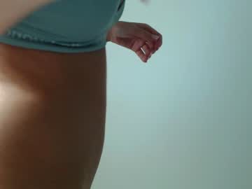 girl
        trixie_taylor cam image #5412525