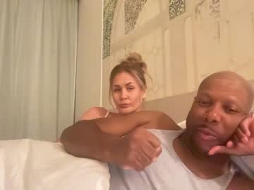 couple
        thewestwingxxx cam image #3932270