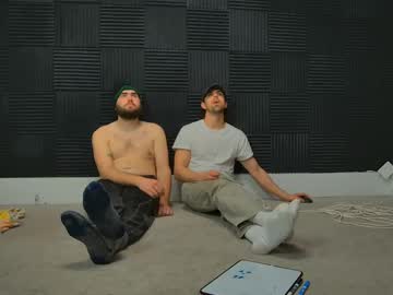 couple Cam Girls Masturbating With Dildos On Chaturbate with caseyandfriends