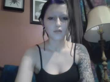 girl
        purplehaisley cam image #538119