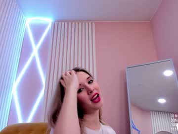 girl
        milablush cam image #483081
