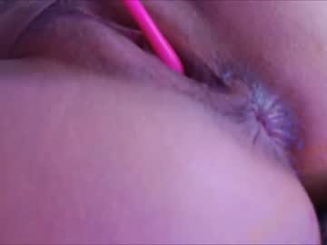 girl
        mayadelevinnge cam image #1458319