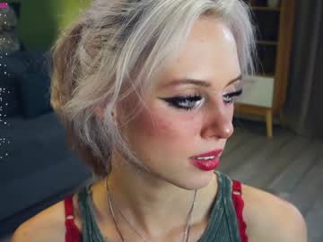 girl
        audreycarvin cam image #4810943